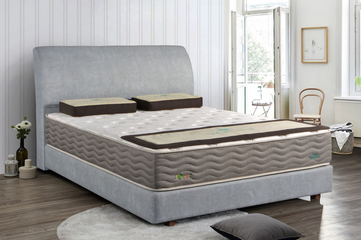 nature's rest hybrid mattress